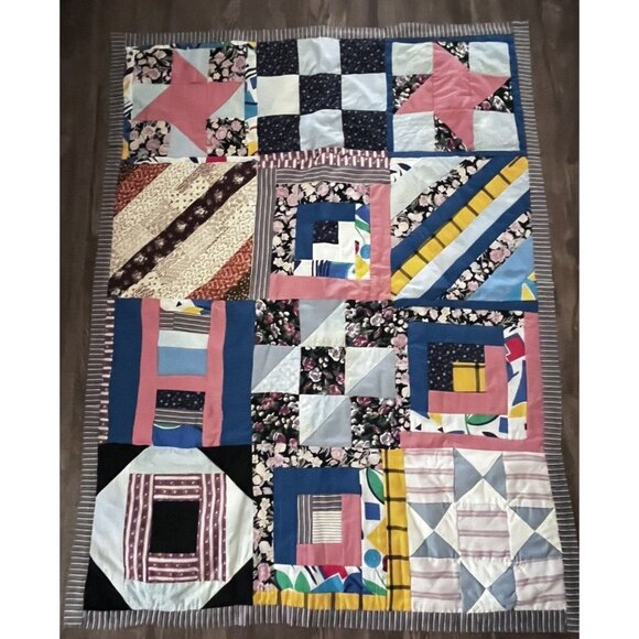 Quilt Hand Made Finished 39” X 51” Lap Throw Cozy Cottage Core Star Corners